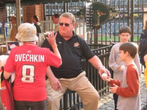 what to eat at camden yards boogs