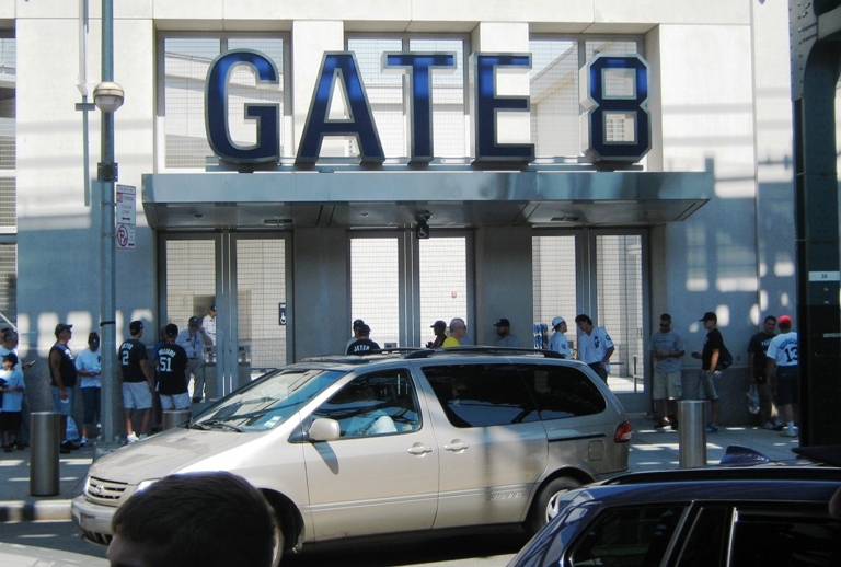 new yankee stadium gate 8