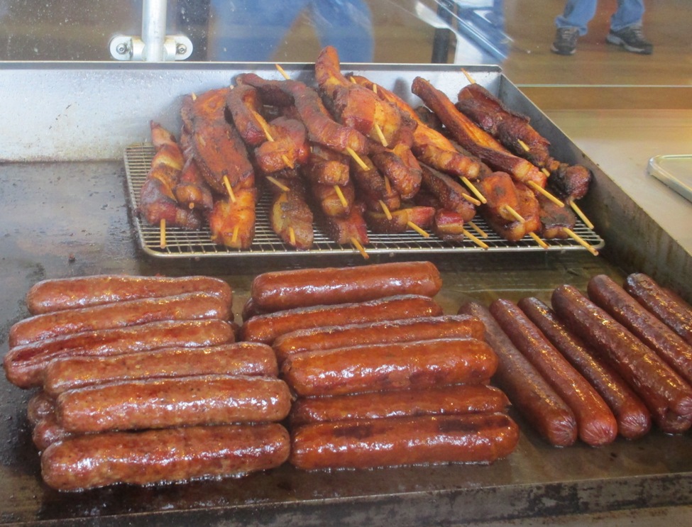 yankee-stadium-food-bacon-on-a-stick