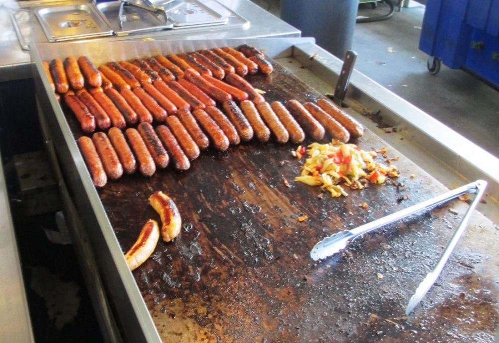 yankee stadium food hot dogs nathan's
