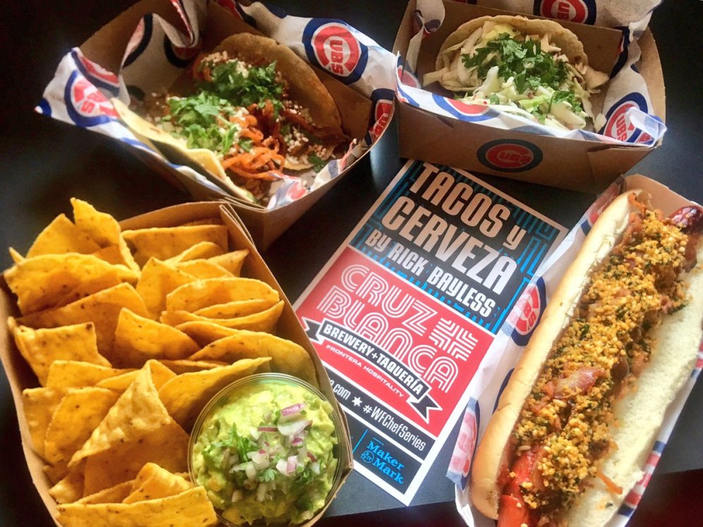 Cubs 2022 Spring Training food: Big beers and big hot dogs!