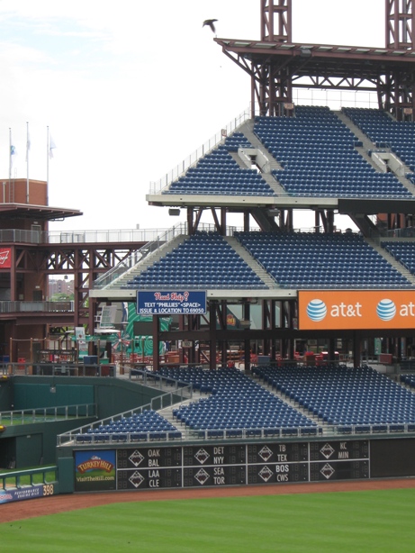 citizens bank park seating mezzanine