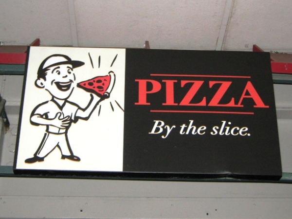 home run inn pizza cubs game