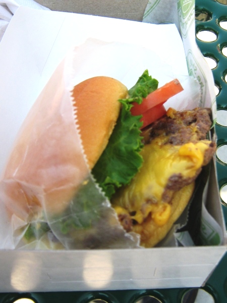 citi field menu food shackburger