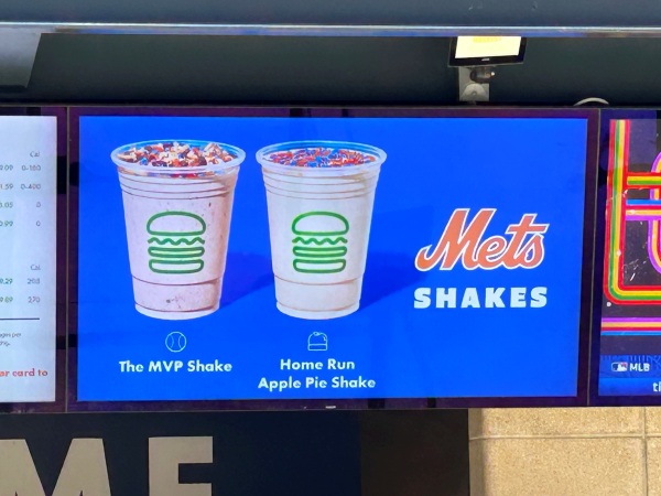 Shake Shack Shakes Citi field 623