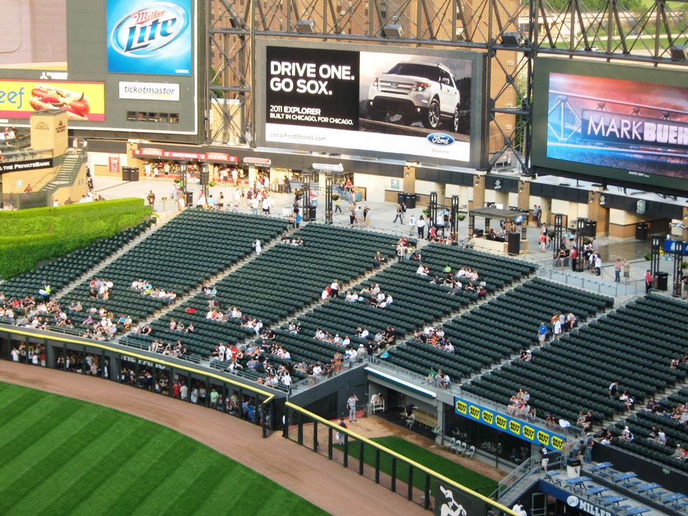 chicago white sox seating outfield