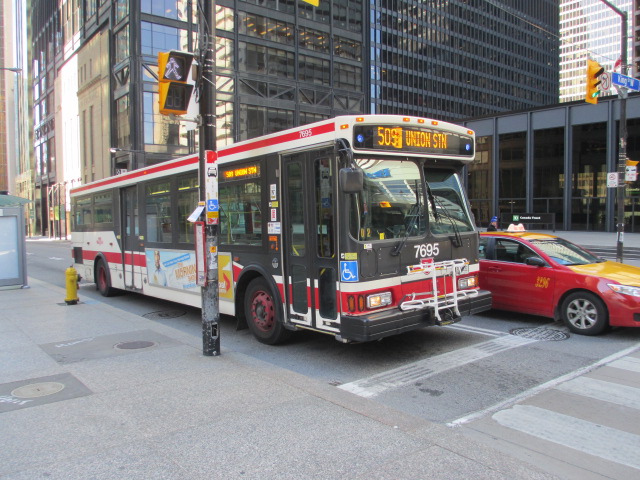 TTC bus how to get to rogers centre