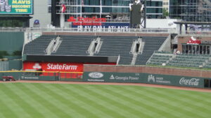 best seats for heckling atlanta braves
