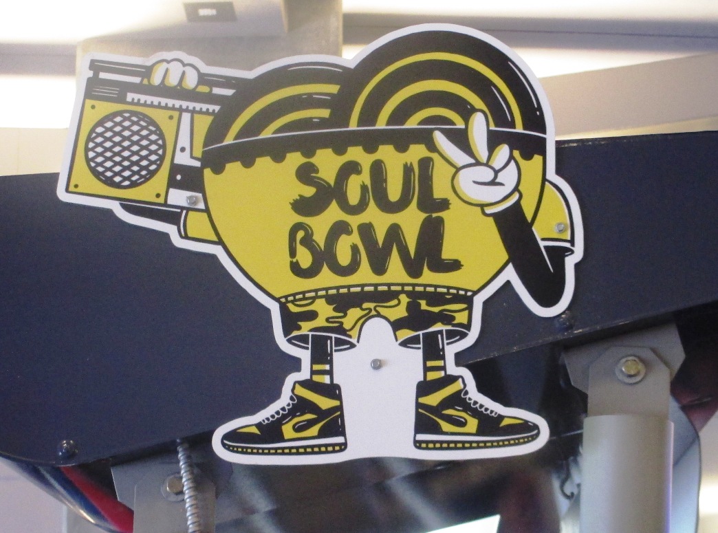 what to eat at minnesota twins soul bowl