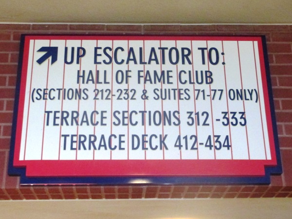 citizens bank park food 2026 hall of fame club