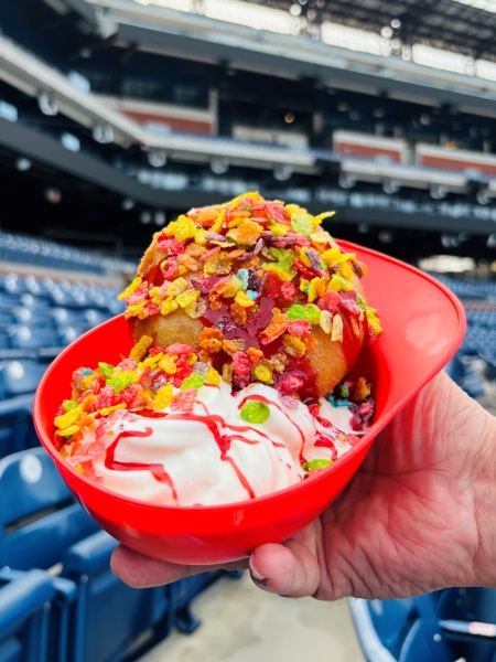 citizens bank park food 2026 schwarbomb sundae