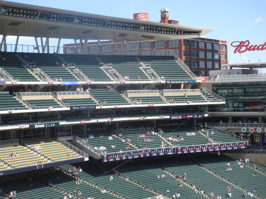 minnesota twins shade seats