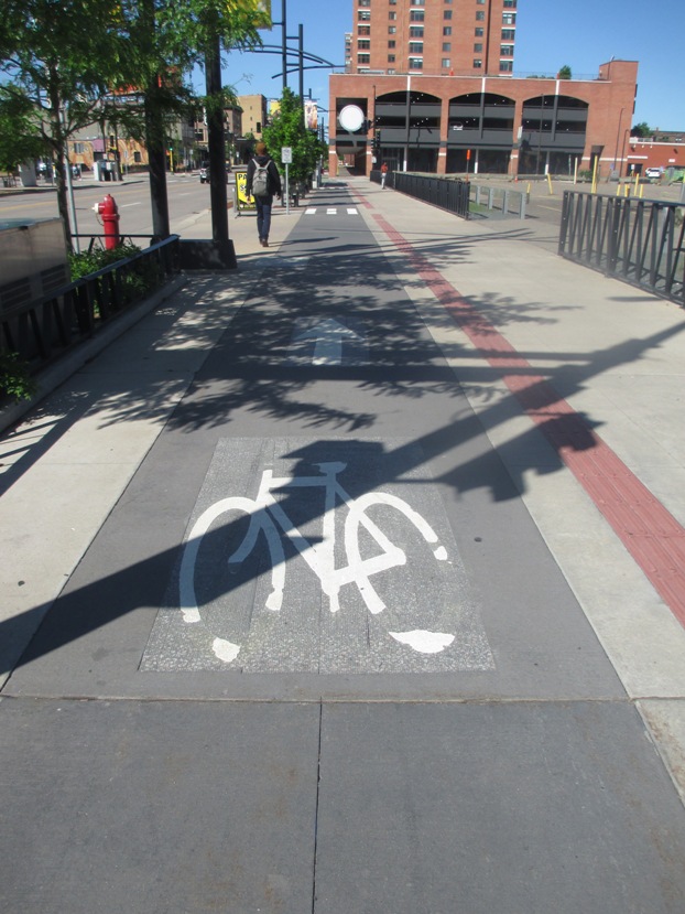 bike routes minneapolis twins games