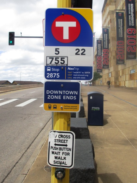 how to get to target field minnesota twins metro bus