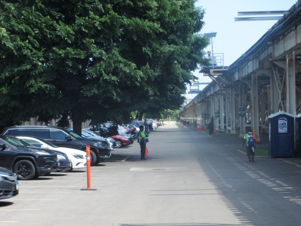 wrigley field parking tips seminary lot