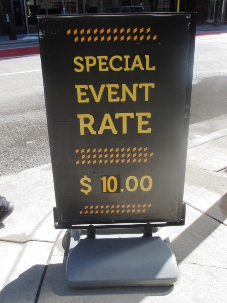 minnesota twins cheap downtown parking