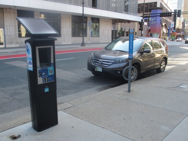 downtown street parking for twins games