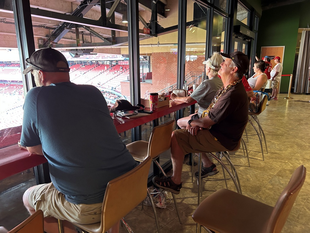 st louis cardinals redbird club