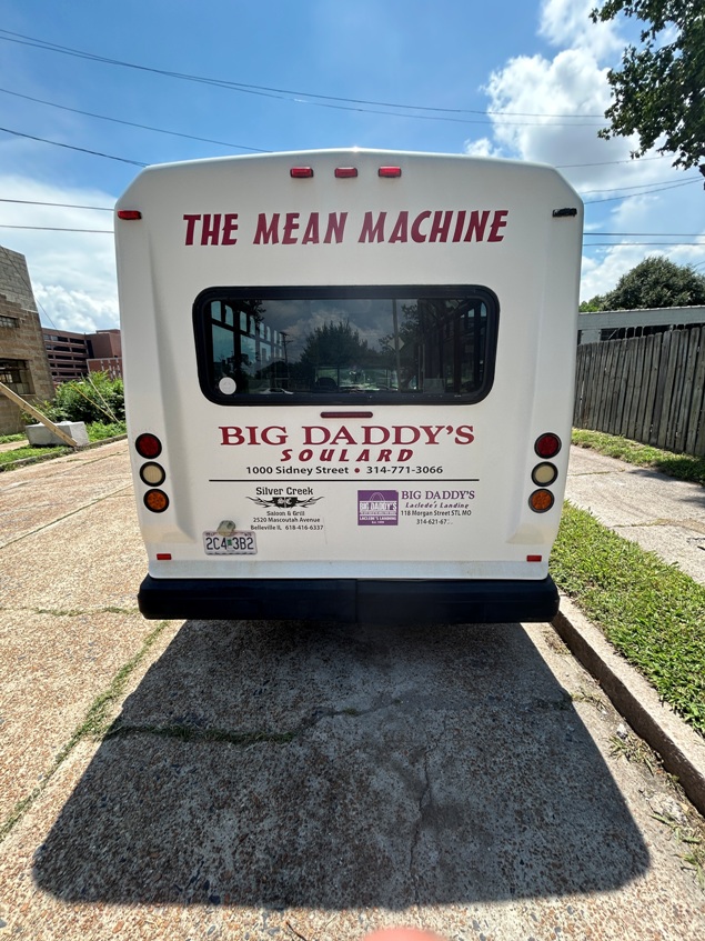 big daddy's bus to st. louis cardinals games