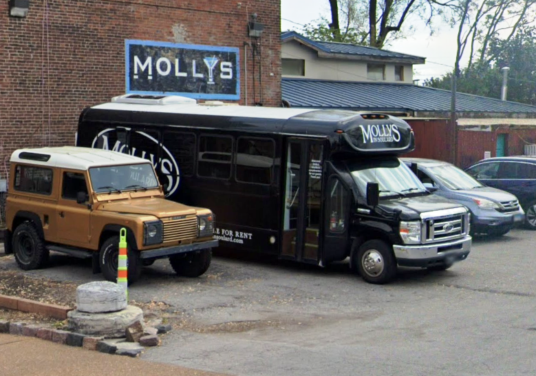 busch stadium game shuttles molly's in soulard