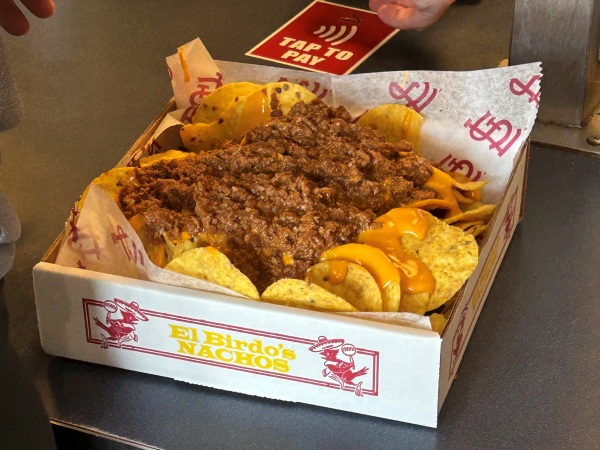 busch stadium food el birdos nachos