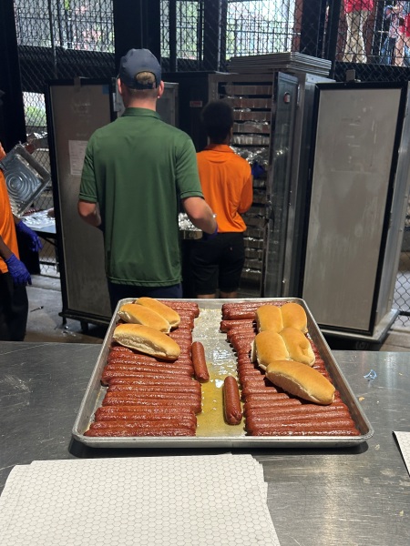 st louis cardinals all inclusive food