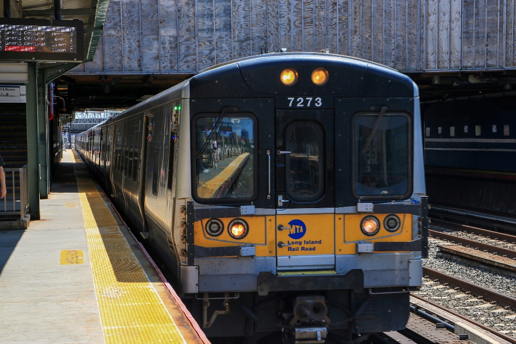 how to get to citi field new york mets lirr trains