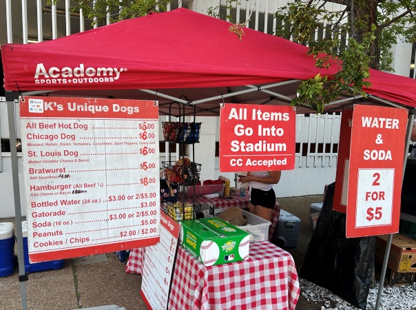 bring food into busch stadium