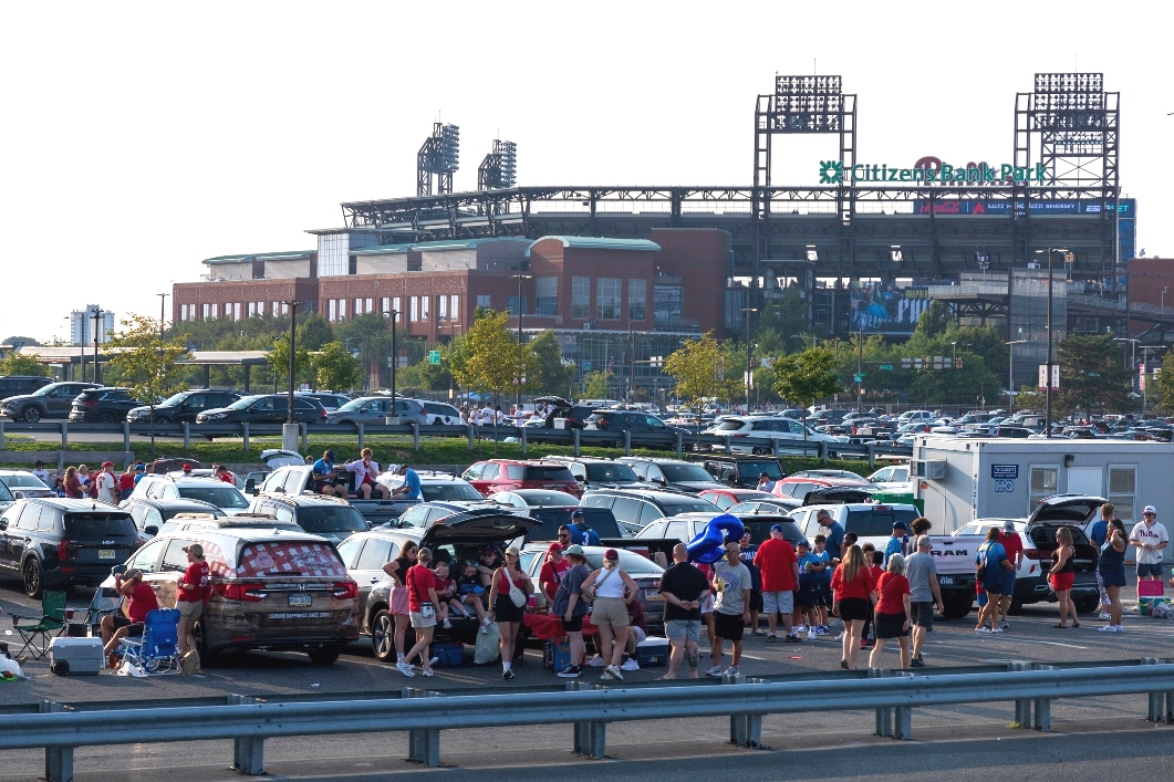 phillies tickets scalpers