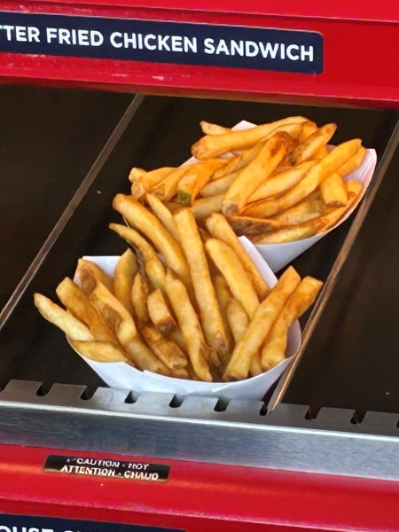 Roaming Rooster Fries Nats 185