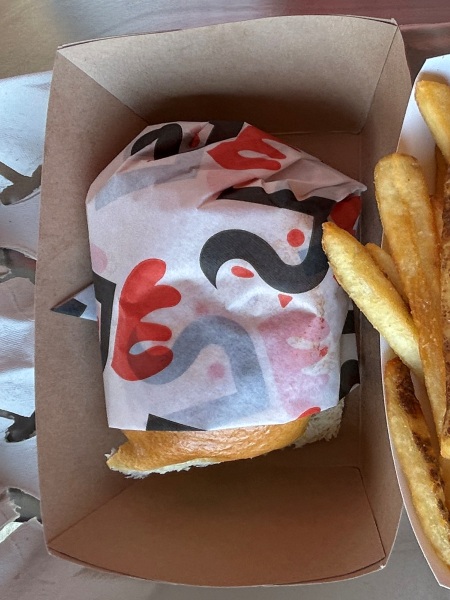 Roaming Rooster Sandwich Fries Nats 195