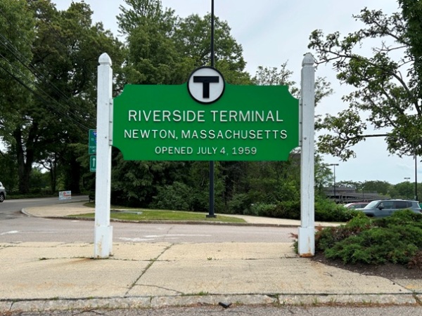 MBTA Riverside Station 905