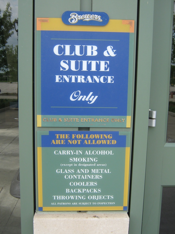 milwaukee brewers premium seating pnc club
