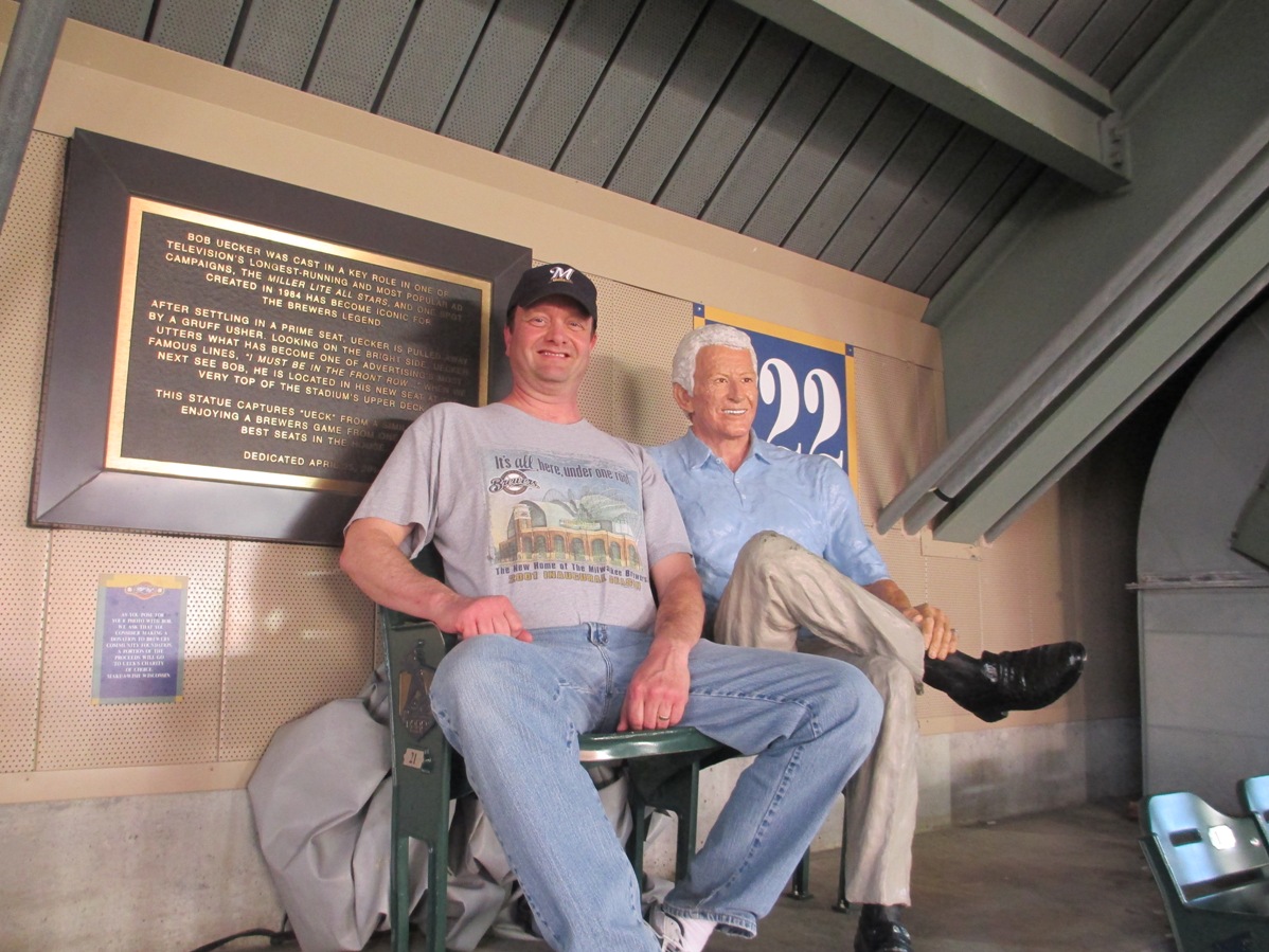 Bob Uecker statue american family field