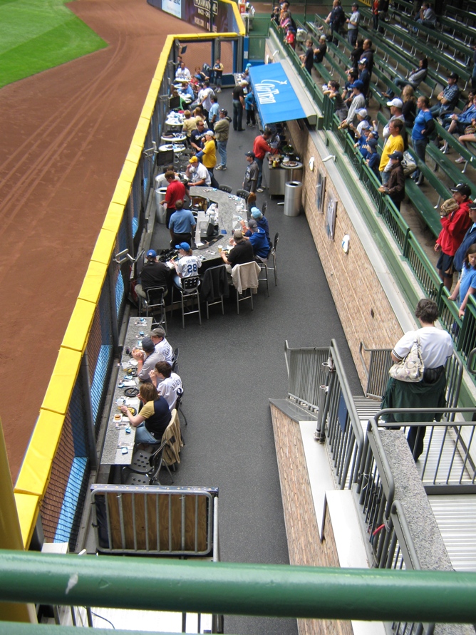 milwaukee brewers all inclusive seats